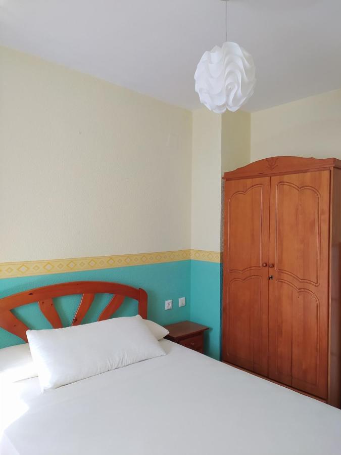 Chalet Adosado Con Azotea Andaluza Y Patio, Junto A La Playa Isola Cristina Esterno foto